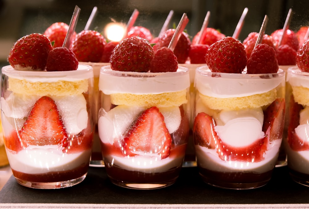Dessert cups